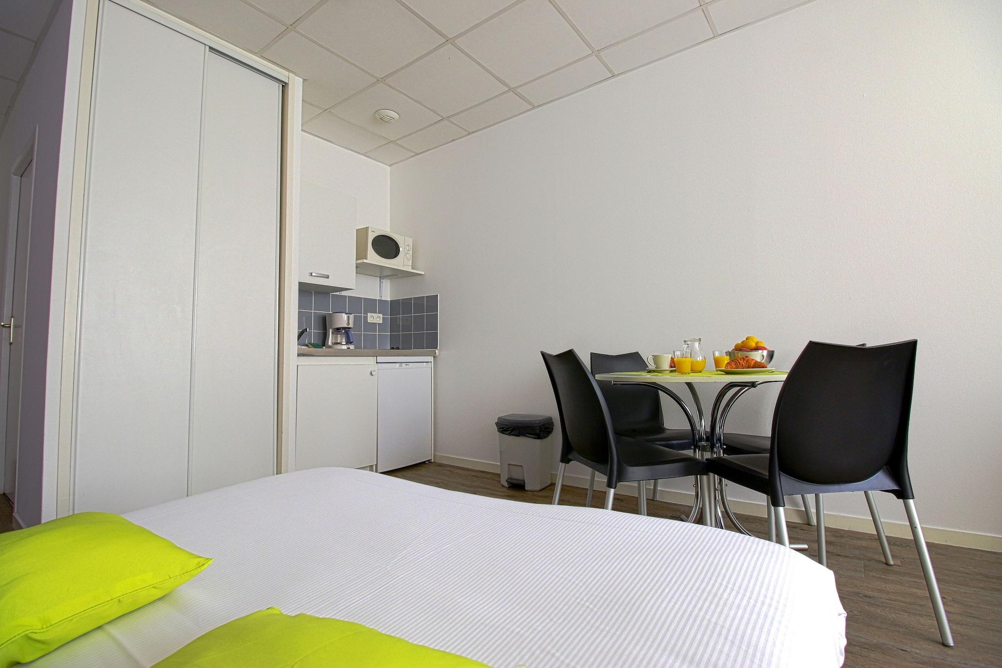 Kosy Appart'Hotels - Le Cours Moreau Mâcon Esterno foto